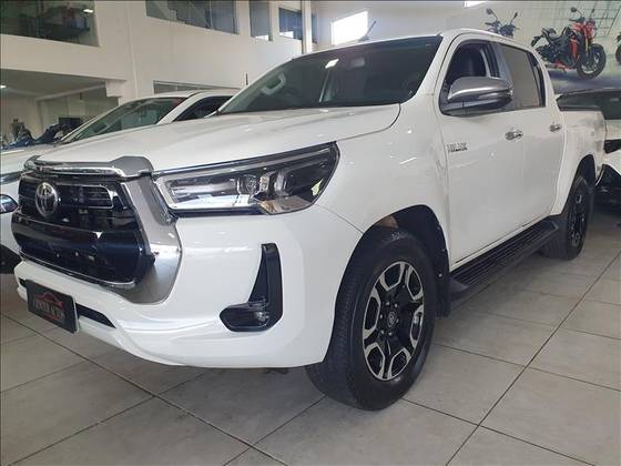TOYOTA HILUX 2.7 SRV 4X2 CD 16V FLEX 4P AUTOMÁTICO TOYOTA HILUX 2.7 SRV 4X2 CD 16V FLEX 4P AUTOMÁTICO
